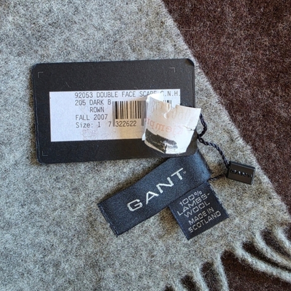 Gant Double Faced Scarf-Dark Brown & Grey - Picture 6 of 6